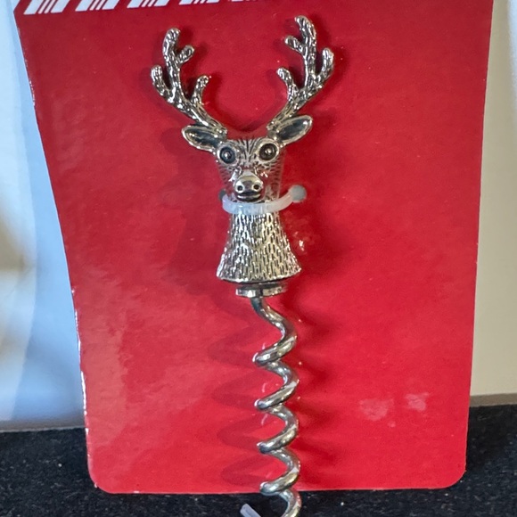 Silver Deer Bottle Opener and Corkscrew Set - Picture 4 of 4